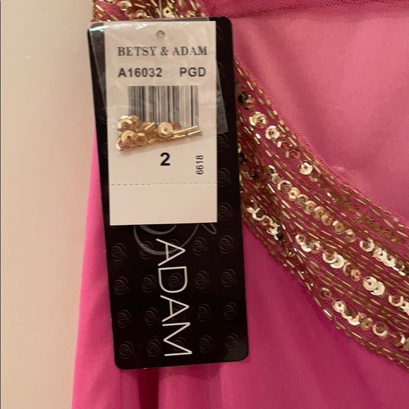 Pink and Gold Prom/Formal Dress - Picture 6 of 12